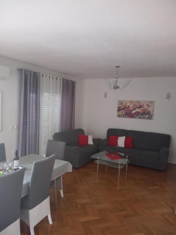Apartman Teklic Каштела Екстер'єр фото