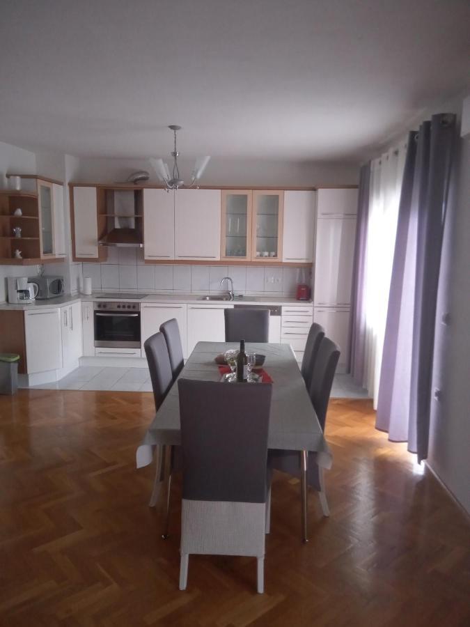 Apartman Teklic Каштела Екстер'єр фото