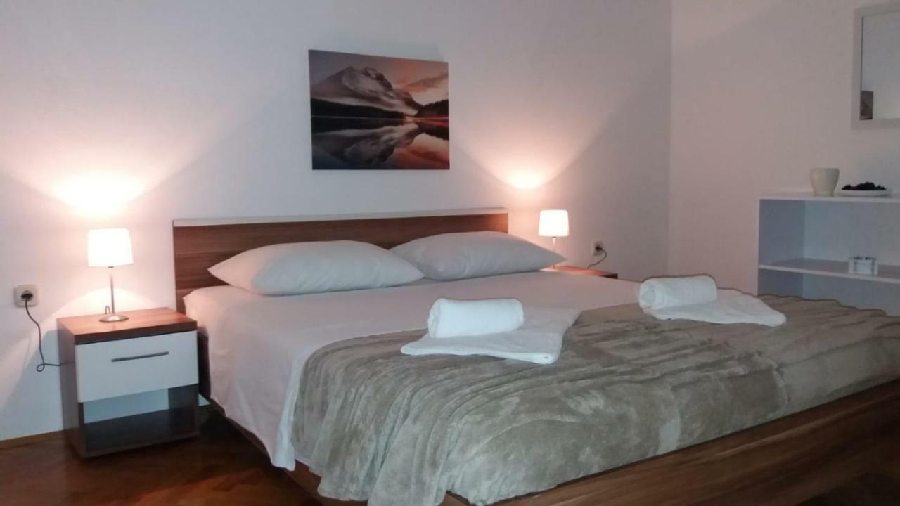 Apartman Teklic Каштела Екстер'єр фото