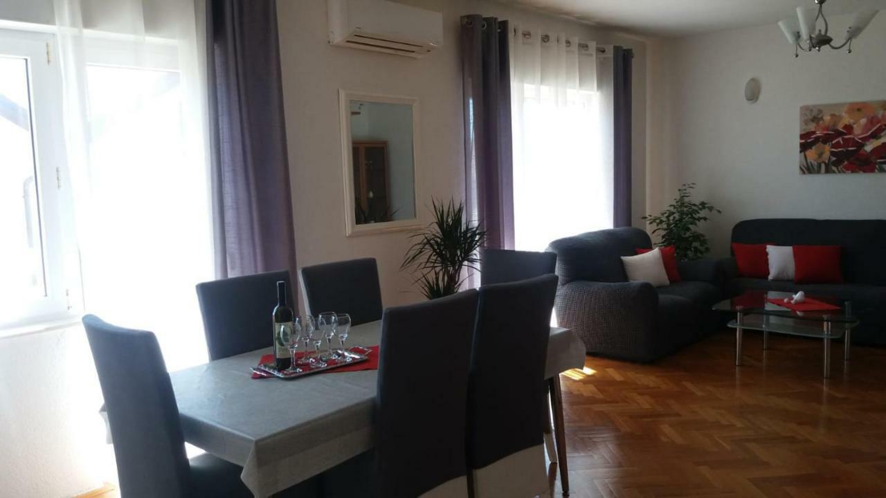 Apartman Teklic Каштела Екстер'єр фото
